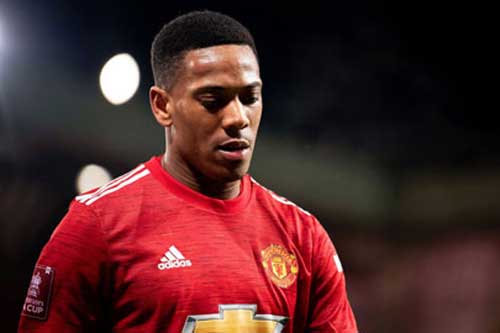 Man United: Tương lai nào cho Martial?