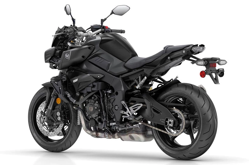 3. Yamaha MT-10 (giá: 13.000 USD).