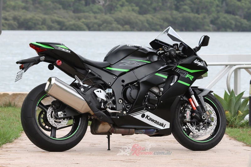 4. Kawasaki ZX-10R (giá: 16.500 USD).