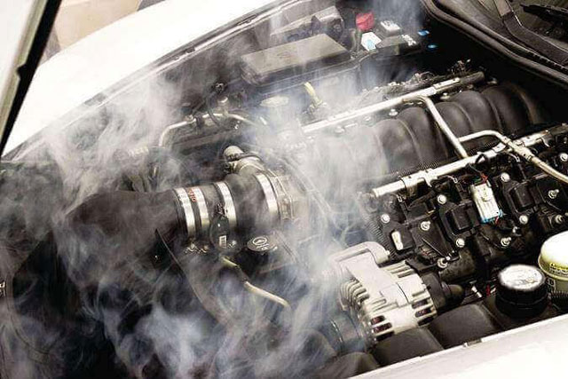 Nguyên nhân và cách khắc phục động cơ ô tô bị quá nhiệt