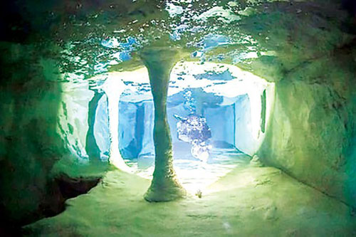 Bể lặn sâu nhất thế giới có gì đáng chú ý?