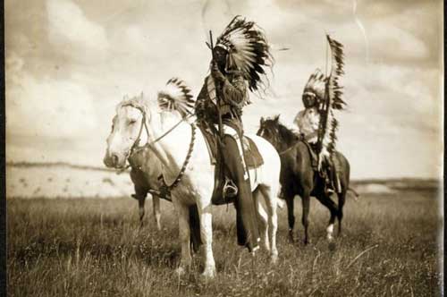 Những bức ảnh quý hiếm 100 năm trước về thổ dân da đỏ - chủ nhân thực sự của lục địa Bắc Mỹ