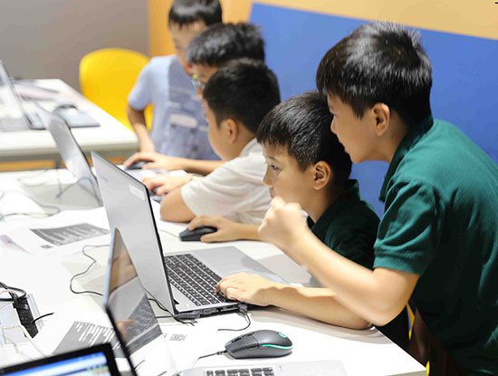 Giải pháp giáo dục 4.0 cho học sinh phòng dịch Covid-19 trong kỳ nghỉ hè