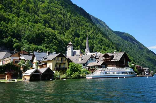 Làng cổ Hallstatt - điểm du lịch hấp dẫn của nước Áo