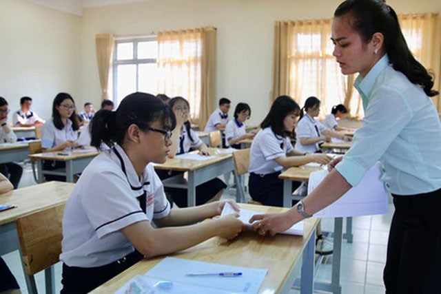 Thí sinh được mang loại máy tính bỏ túi nào vào phòng thi tốt nghiệp THPT?