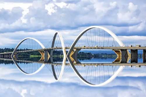 Choáng ngợp những cây cầu đẹp và nổi tiếng nhất thế giới