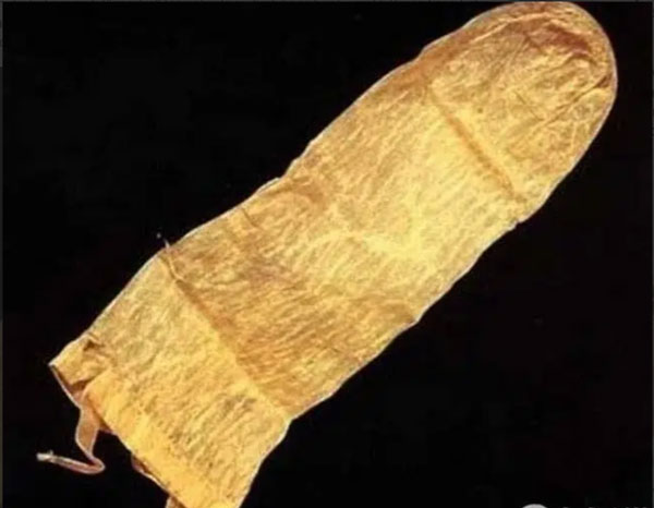 Những vật liệu kỳ dị nhất từng được con người sử dụng làm bao cao su