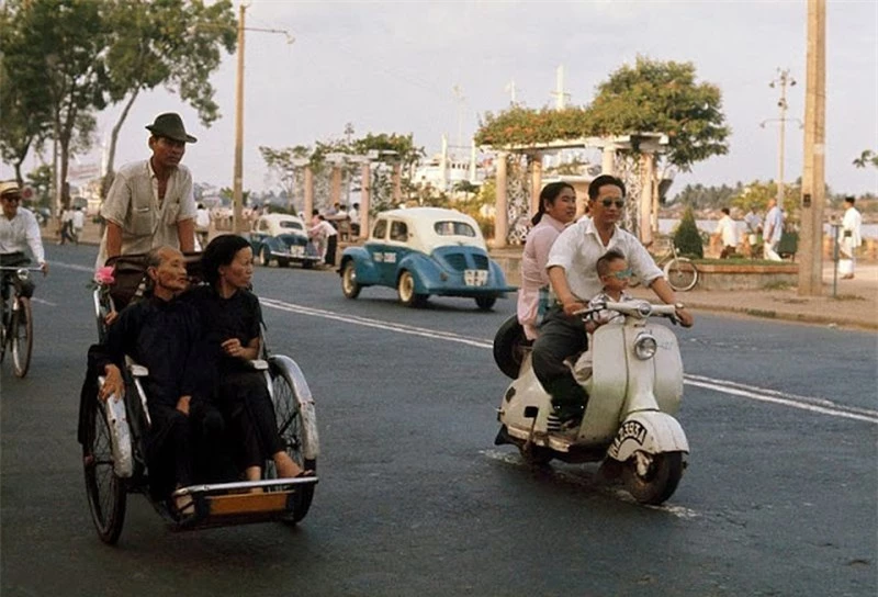 Bo anh hiem Sai Gon nhung nam 1960: Binh di, moc mac-Hinh-8