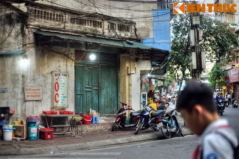 Kham pha an tuong ve con pho co dac san hot nhat Ha Noi-Hinh-19