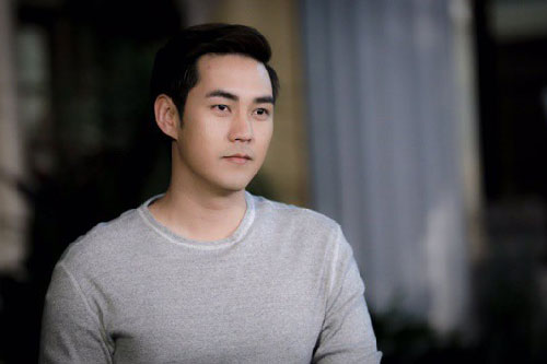 Đưa lương cho mẹ giữ khiến vợ giận bỏ đi, song lời nói ngây thơ của con trai giúp tôi thấy quyết định của mình quá đúng