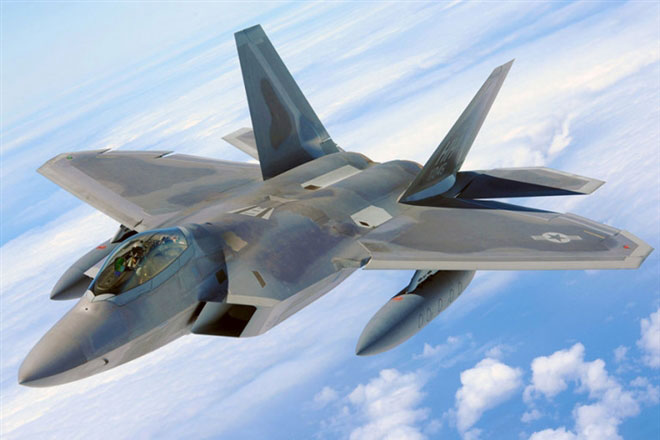 Top 5 máy bay chiến đấu 'đẹp mã' nhất thế giới