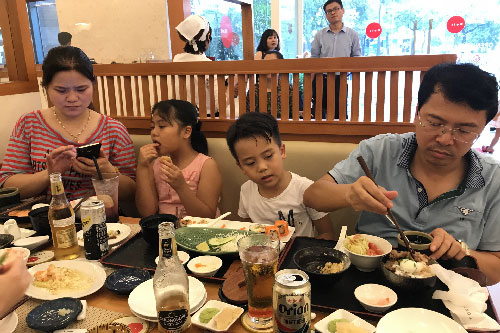 Lý do bạn nên ăn sáng từ 7h đến 7h11, ăn trưa từ 12h30 đến 13h và ăn tối từ 18h đến 18h30