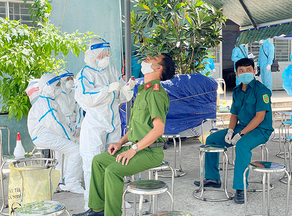 Đà Nẵng: Cán bộ Công an phường Nam Dương mắc COVID-19