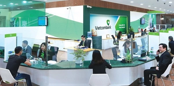 ảnh báo tin nhắn giả mạo Vietcombank nhằm đánh cắp thông tin và chiếm đoạt tiền của khách hàng. 