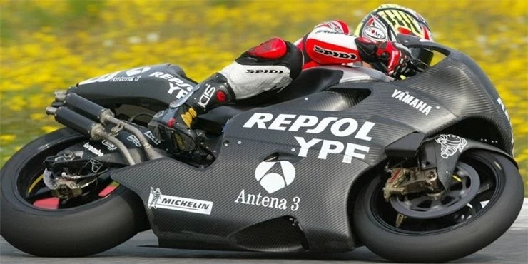 5 siêu mô tô nhanh nhất của thương hiệu Yamaha - 2
