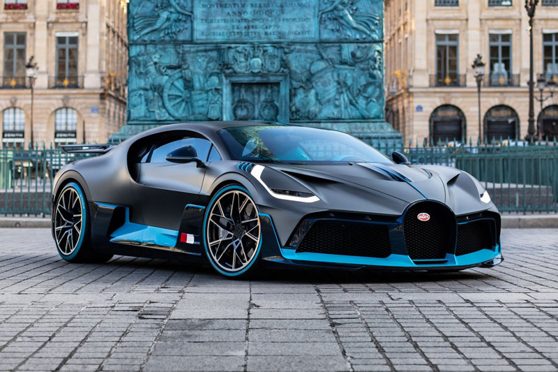 Bugatti Divo 2021.