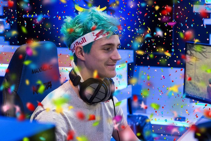 Những streamer có doanh thu hàng triệu Đô la mỗi năm