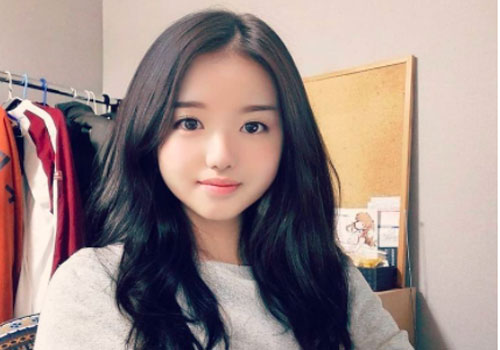 ‘Hot girl mạng’ ở Nhật thực chất là một ông chú 53 tuổi