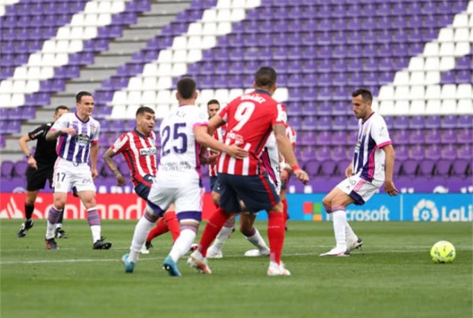 Correa gỡ hòa trong trận Valladolid vs Atletico