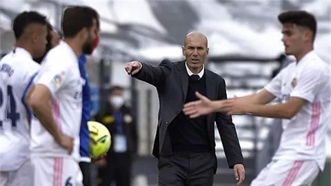 Zidane nói gì sau khi Real trắng tay?