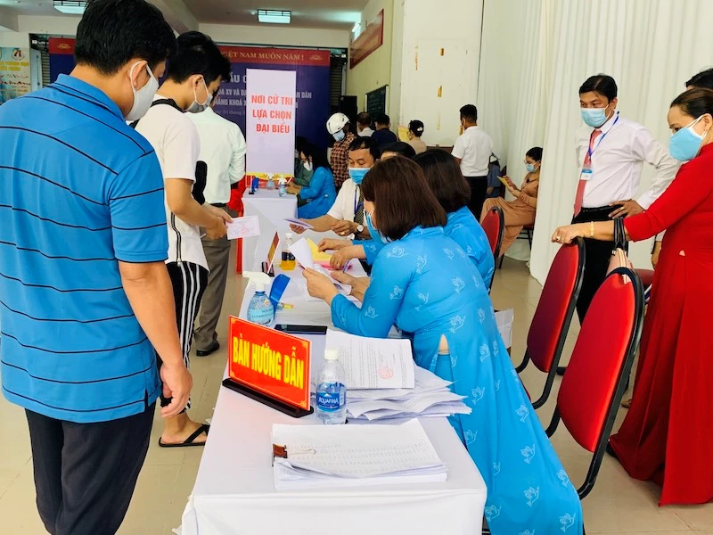 Tại điểm bầu cử số 11, phường  Khuê Trung, quận Cẩm Lệ, Đà Nẵng