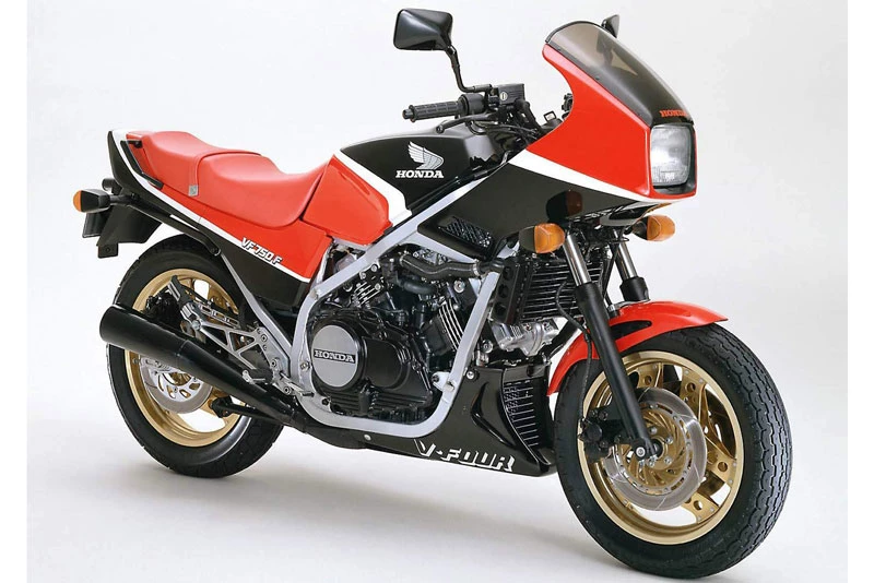 3. Honda VF750F Interceptor.