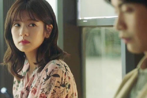 Chồng biệt tích 4 năm, tôi mua mảnh đất đứng tên mình nhưng cay đắng không bán được vì lý do bất ngờ