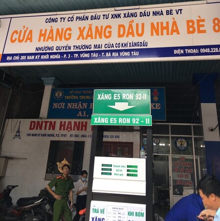 Bà Rịa - Vũng Tàu: Phương hại người tiêu dùng, 2 cửa hàng xăng dầu bị phạt 400 triệu đồng, đình chỉ kinh doanh 30 ngày