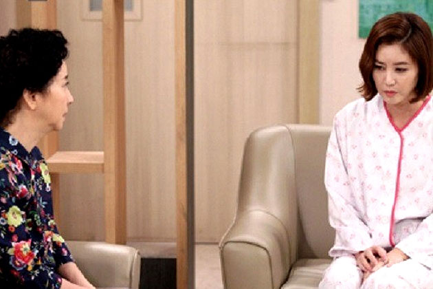 Con dâu hận thù không muốn báo hiếu, dù tôi cả đời hy sinh