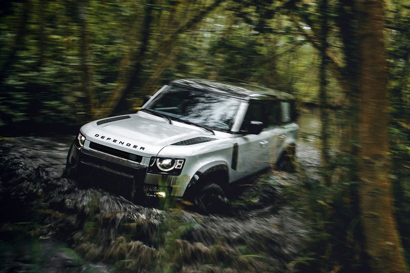 Top 9 xe SUV địa hình tốt nhất thế giới: Land Rover áp đảo