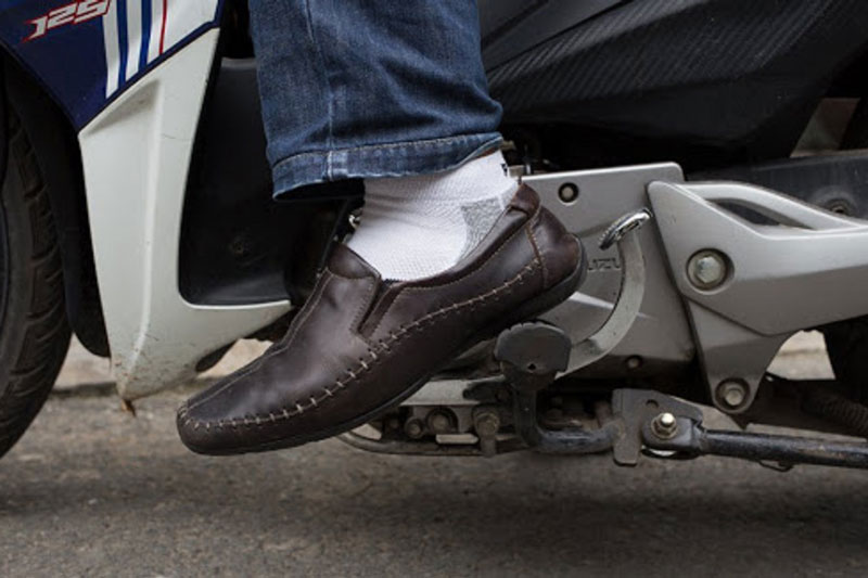 Cách sang số xe máy đúng cách, ít hại xe