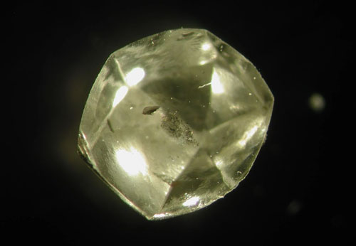 Viên kim cương quý nhất thế giới ẩn giấu cách Trái Đất hình thành