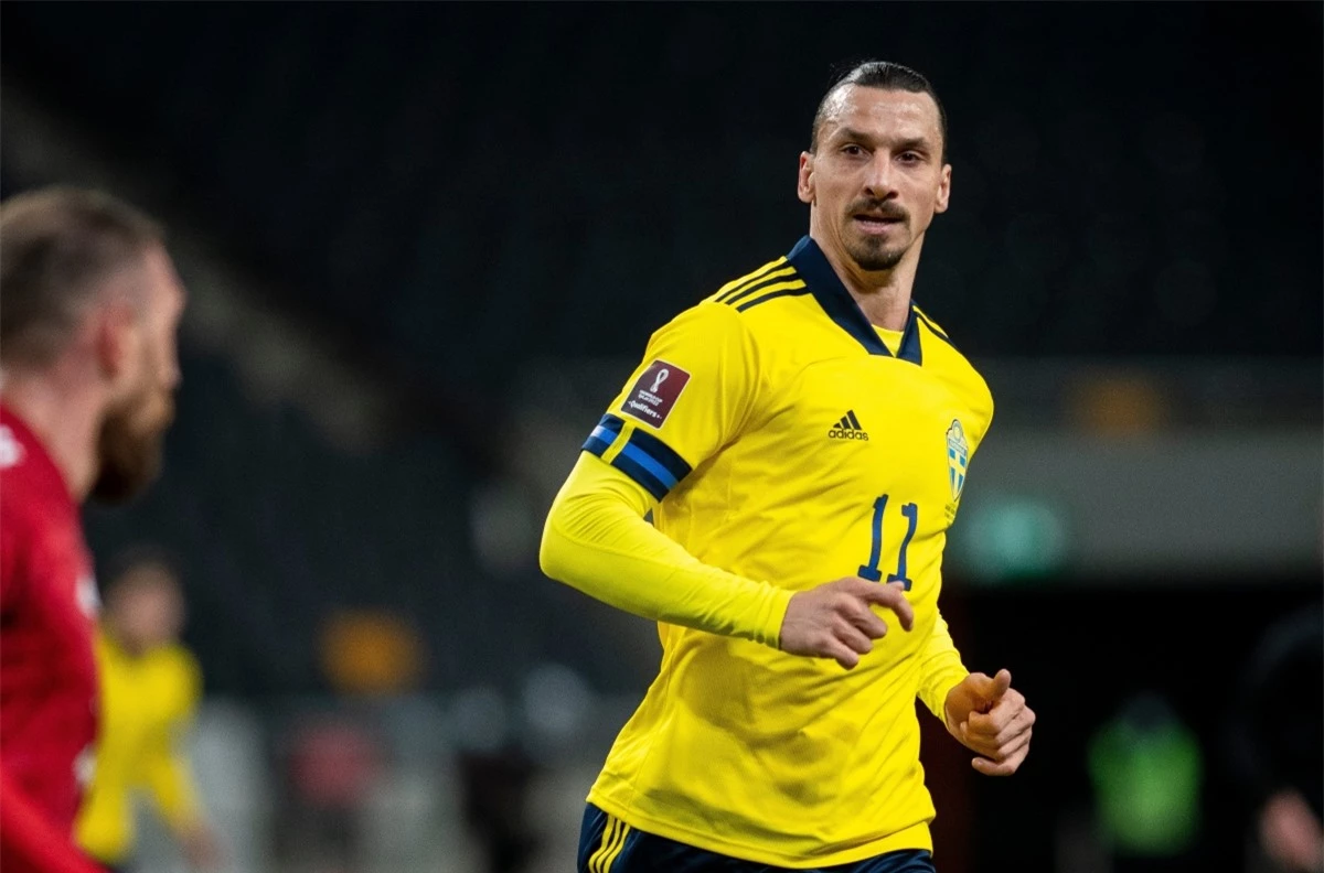 Tiền đạo: Zlatan Ibrahimovic (chấn thương, không được gọi lên ĐT Thụy Điển)