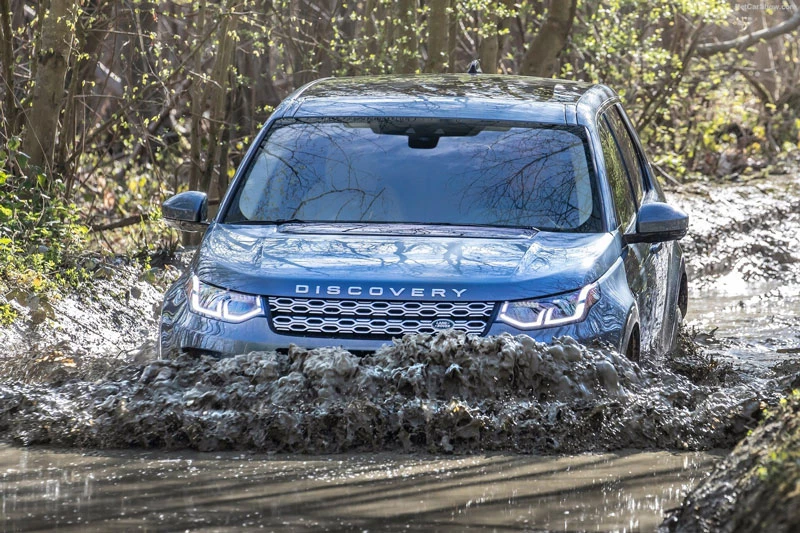 Land Rover Discovery Sport.