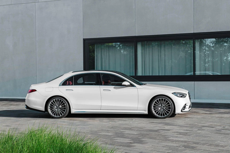 Mercedes-Benz S-Class 2021.