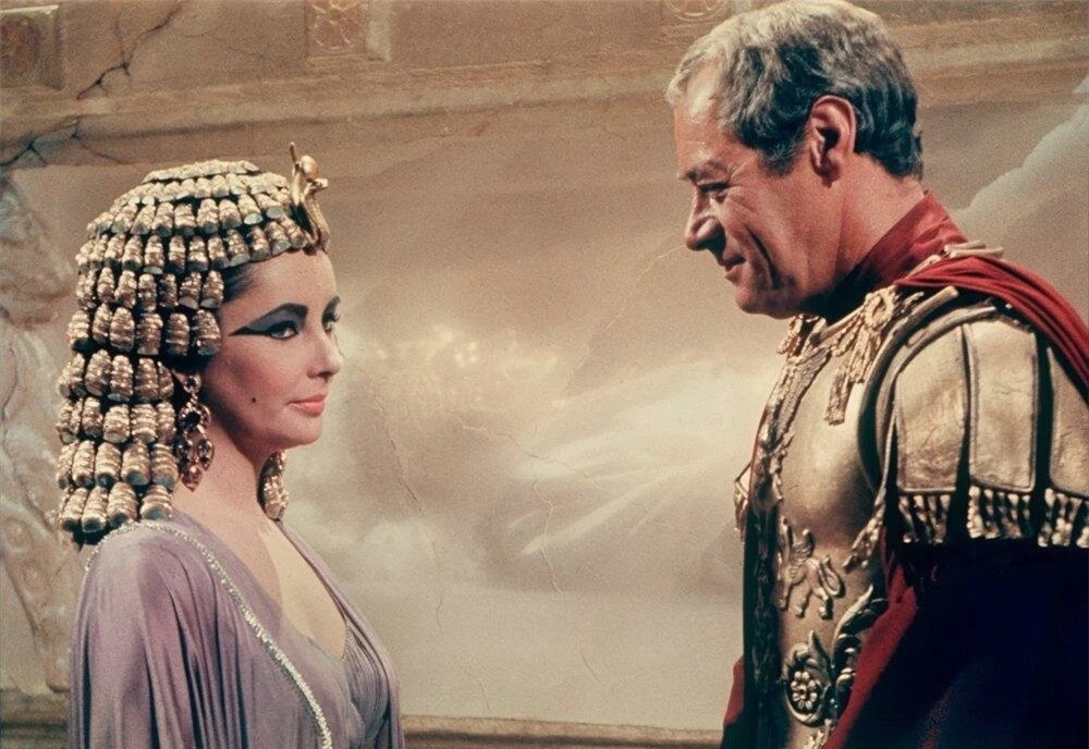 Sự thật cái chết của nữ hoàng Cleopatra: Không tự sát bằng rắn độc - 5