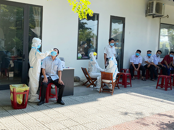 Đà Nẵng: 99,9% tài xế taxi, xe công nghệ… đã xét nghiệm SARS-CoV-2, kết quả âm tính