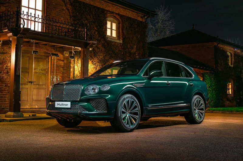 Ngắm SUV siêu sang Bentley Bentayga màu xanh ngọc lục bảo độc nhất vô nhị