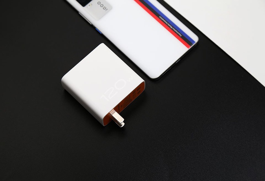 Điểm danh những smartphone sạc nhanh nhất thế giới