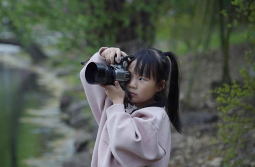 Nhiếp ảnh gia 6 tuổi nổi tiếng ở Trung Quốc
