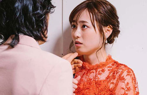 Lấy chồng giàu để mong đổi đời, tôi chết lặng khi bí mật của gia đình anh được phanh phui ngay sau đám cưới