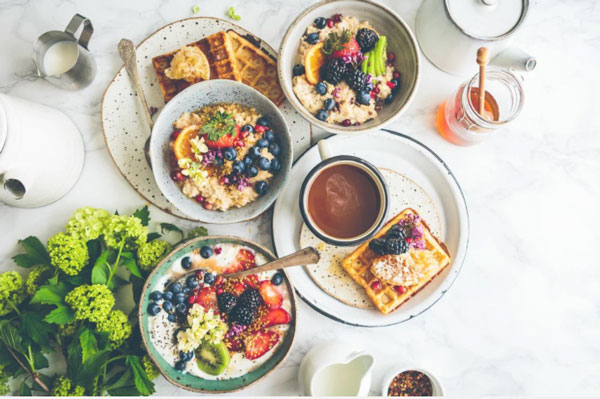 10 thói quen ăn sáng có thể phá hỏng ngày mới