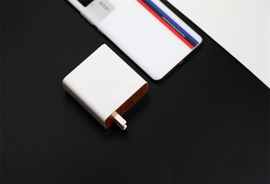 Loạt smartphone sạc nhanh nhất thế giới Loạt smartphone sạc nhanh nhất thế giới