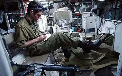Hoan cai xe tang T-54/55 thanh xe boc thep cho quan, Israel khien ca the gioi kinh ngac-Hinh-7