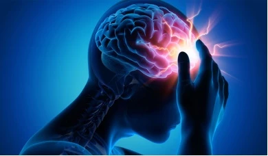Đau đầu là triệu chứng đầu tiên của thiểu năng tuần hoàn não.