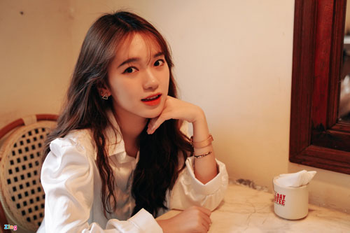 Nhan sắc nữ sinh tài năng của ĐH Kinh tế Quốc dân