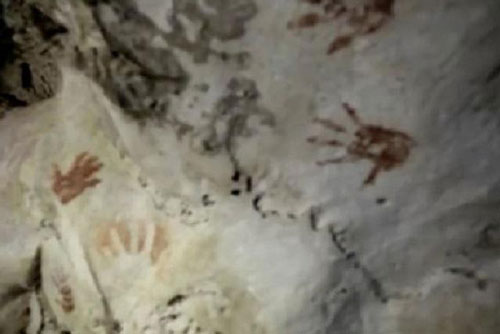 Dấu tay trẻ em 1.200 năm tuổi tiết lộ nghi lễ cổ xưa bí ẩn của người Maya