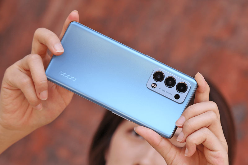 Smartphone Oppo dùng chip S870 5G, RAM 12 GB, sạc siêu tốc, giá hơn 16 triệu đồng