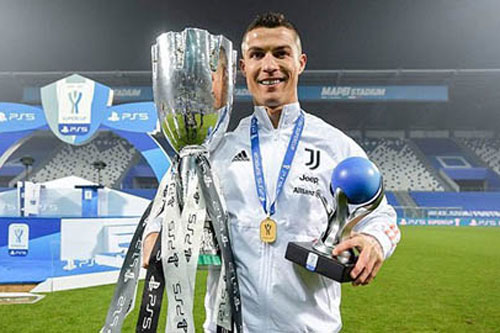 Ronaldo nói với đồng đội muốn rời Juventus