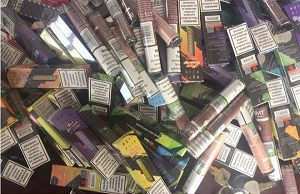 Cơ sở kinh doanh thuốc lá điện tử không nguồn gốc bị phạt 9 triệu đồng